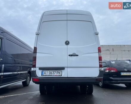 Белый Мерседес Sprinter, объемом двигателя 2.15 л и пробегом 444 тыс. км за 12222 $, фото 11 на Automoto.ua