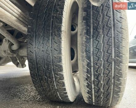 Белый Мерседес Sprinter, объемом двигателя 2.15 л и пробегом 444 тыс. км за 12222 $, фото 28 на Automoto.ua