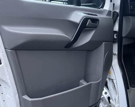 Белый Мерседес Sprinter, объемом двигателя 2.15 л и пробегом 350 тыс. км за 13999 $, фото 3 на Automoto.ua