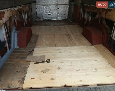 Білий Мерседес Sprinter, об'ємом двигуна 2.15 л та пробігом 300 тис. км за 9500 $, фото 3 на Automoto.ua