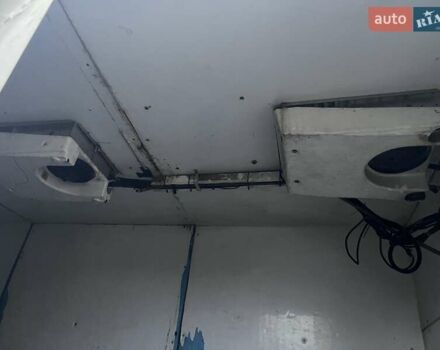 Белый Мерседес Sprinter, объемом двигателя 2.15 л и пробегом 350 тыс. км за 13999 $, фото 8 на Automoto.ua