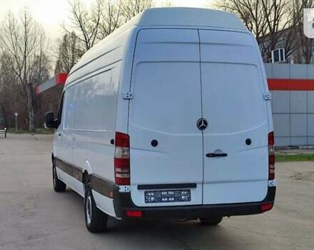 Белый Мерседес Sprinter, объемом двигателя 2.2 л и пробегом 320 тыс. км за 10900 $, фото 11 на Automoto.ua