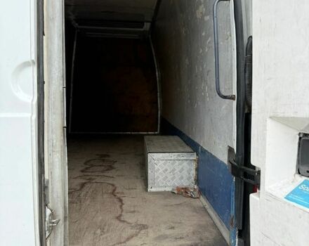 Білий Мерседес Sprinter, об'ємом двигуна 2.99 л та пробігом 785 тис. км за 12800 $, фото 2 на Automoto.ua