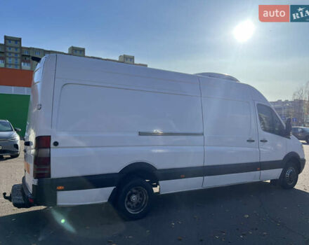Белый Мерседес Sprinter, объемом двигателя 2.99 л и пробегом 180 тыс. км за 20000 $, фото 9 на Automoto.ua
