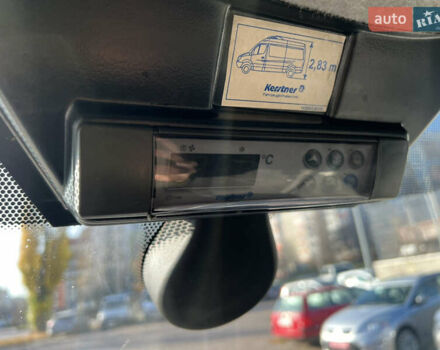 Белый Мерседес Sprinter, объемом двигателя 2.99 л и пробегом 180 тыс. км за 20000 $, фото 17 на Automoto.ua