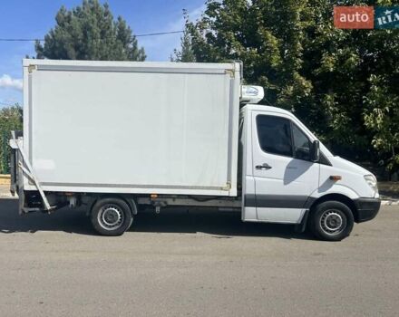 Белый Мерседес Sprinter, объемом двигателя 2.2 л и пробегом 352 тыс. км за 12500 $, фото 1 на Automoto.ua