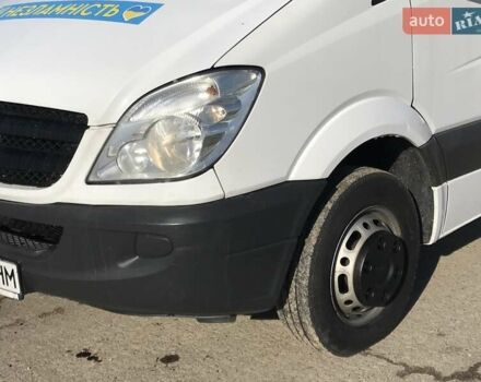 Белый Мерседес Sprinter, объемом двигателя 2.9 л и пробегом 318 тыс. км за 23900 $, фото 10 на Automoto.ua