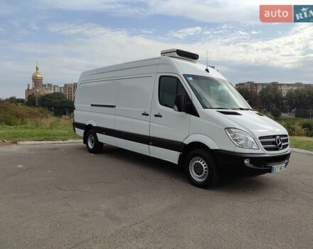 Белый Мерседес Sprinter, объемом двигателя 0 л и пробегом 281 тыс. км за 30500 $, фото 3 на Automoto.ua