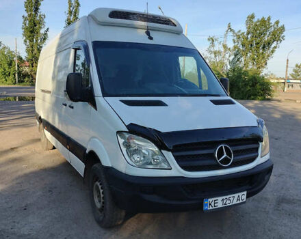 Белый Мерседес Sprinter, объемом двигателя 2.14 л и пробегом 380 тыс. км за 15500 $, фото 2 на Automoto.ua