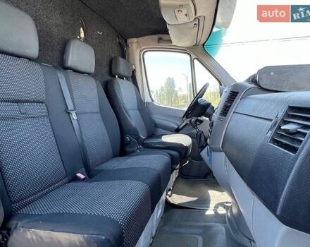 Белый Мерседес Sprinter, объемом двигателя 2.9 л и пробегом 481 тыс. км за 9000 $, фото 17 на Automoto.ua