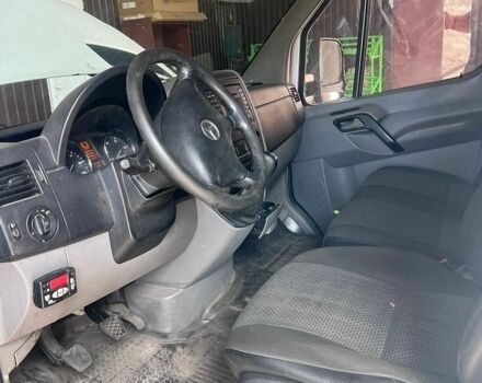 Белый Мерседес Sprinter, объемом двигателя 2.14 л и пробегом 310 тыс. км за 12500 $, фото 2 на Automoto.ua