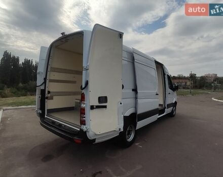 Белый Мерседес Sprinter, объемом двигателя 0 л и пробегом 281 тыс. км за 30500 $, фото 41 на Automoto.ua