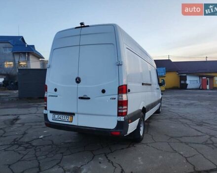 Белый Мерседес Sprinter, объемом двигателя 0 л и пробегом 281 тыс. км за 28500 $, фото 8 на Automoto.ua