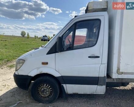 Белый Мерседес Sprinter, объемом двигателя 2.14 л и пробегом 600 тыс. км за 8300 $, фото 2 на Automoto.ua