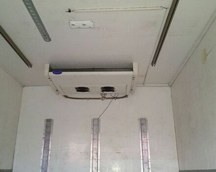 Белый Мерседес Sprinter, объемом двигателя 2 л и пробегом 680 тыс. км за 14200 $, фото 22 на Automoto.ua