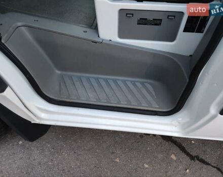 Белый Мерседес Sprinter, объемом двигателя 0 л и пробегом 281 тыс. км за 28500 $, фото 17 на Automoto.ua