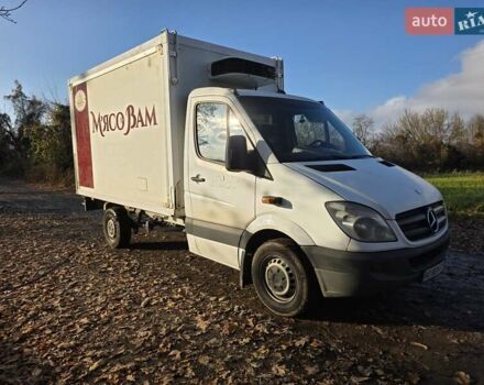 Белый Мерседес Sprinter, объемом двигателя 2.14 л и пробегом 350 тыс. км за 12500 $, фото 4 на Automoto.ua