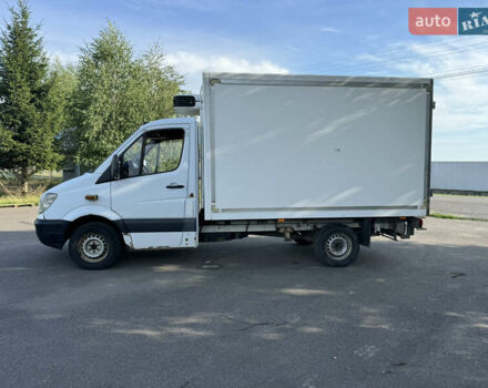 Білий Мерседес Sprinter, об'ємом двигуна 2.14 л та пробігом 700 тис. км за 9700 $, фото 1 на Automoto.ua