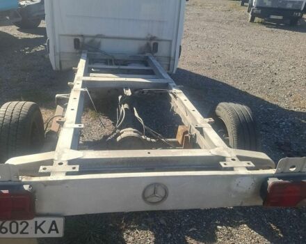 Белый Мерседес Sprinter, объемом двигателя 2.14 л и пробегом 200 тыс. км за 5500 $, фото 2 на Automoto.ua