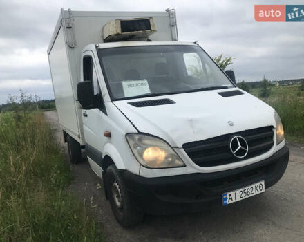 Белый Мерседес Sprinter, объемом двигателя 2.14 л и пробегом 650 тыс. км за 8000 $, фото 2 на Automoto.ua