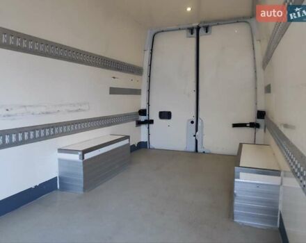 Белый Мерседес Sprinter, объемом двигателя 0 л и пробегом 281 тыс. км за 28500 $, фото 40 на Automoto.ua