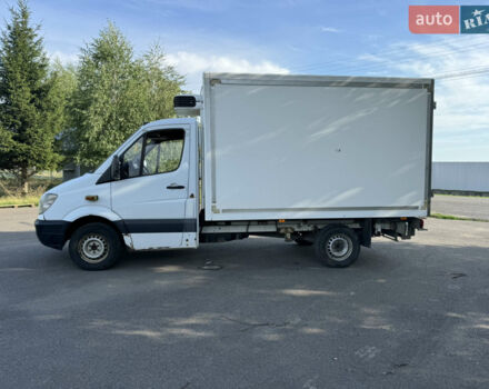 Белый Мерседес Sprinter, объемом двигателя 2.14 л и пробегом 725 тыс. км за 11000 $, фото 1 на Automoto.ua