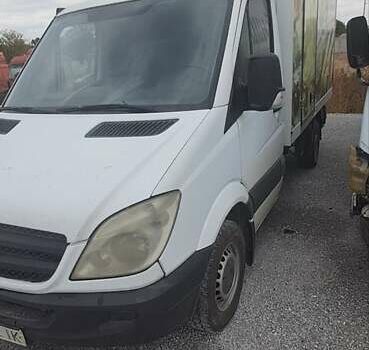 Белый Мерседес Sprinter, объемом двигателя 2.1 л и пробегом 724 тыс. км за 7500 $, фото 8 на Automoto.ua