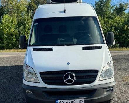 Белый Мерседес Sprinter, объемом двигателя 2.99 л и пробегом 570 тыс. км за 18500 $, фото 4 на Automoto.ua