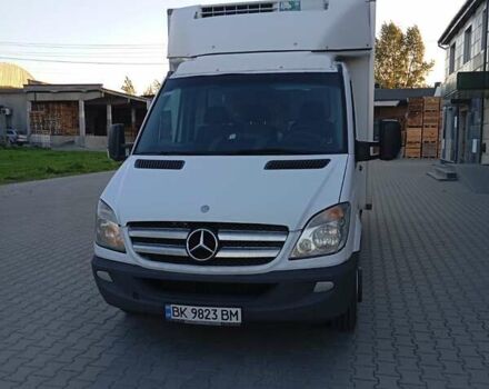 Белый Мерседес Sprinter, объемом двигателя 2.99 л и пробегом 100 тыс. км за 19900 $, фото 5 на Automoto.ua