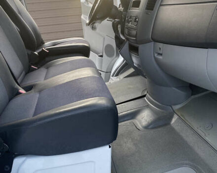 Белый Мерседес Sprinter, объемом двигателя 0 л и пробегом 270 тыс. км за 25400 $, фото 21 на Automoto.ua