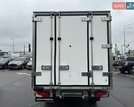 Мерседес Sprinter 2011 в Киеве на Automoto.ua Белый Мерседес Sprinter, объемом двигателя 2.14 л и пробегом 302 тыс. км за 15900 $, фото 5 на Automoto.ua