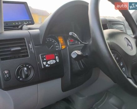 Белый Мерседес Sprinter, объемом двигателя 0 л и пробегом 281 тыс. км за 28500 $, фото 19 на Automoto.ua