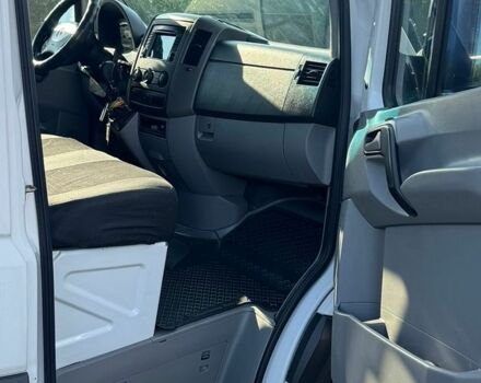 Белый Мерседес Sprinter, объемом двигателя 2.99 л и пробегом 570 тыс. км за 18500 $, фото 9 на Automoto.ua