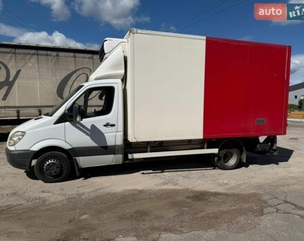 Белый Мерседес Sprinter, объемом двигателя 2.7 л и пробегом 100 тыс. км за 25500 $, фото 2 на Automoto.ua