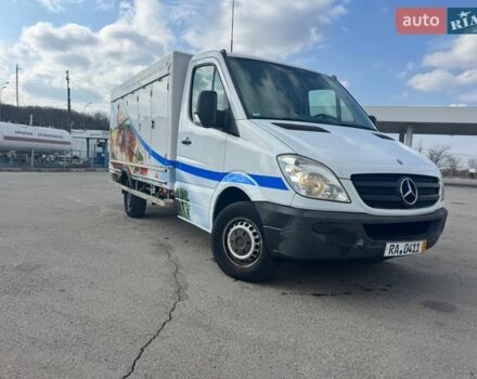 Белый Мерседес Sprinter, объемом двигателя 2.1 л и пробегом 212 тыс. км за 19500 $, фото 1 на Automoto.ua
