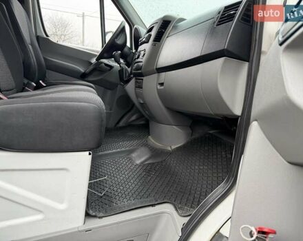 Белый Мерседес Sprinter, объемом двигателя 2.2 л и пробегом 293 тыс. км за 16500 $, фото 28 на Automoto.ua