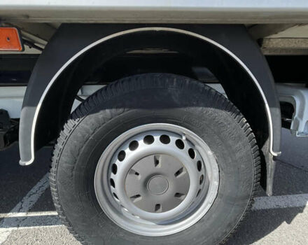 Белый Мерседес Sprinter, объемом двигателя 2.99 л и пробегом 380 тыс. км за 25000 $, фото 11 на Automoto.ua