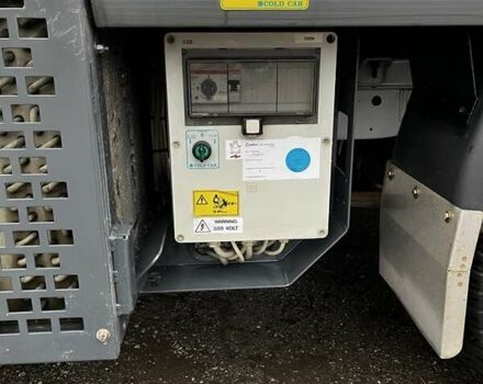 Белый Мерседес Sprinter, объемом двигателя 0 л и пробегом 305 тыс. км за 18900 $, фото 16 на Automoto.ua