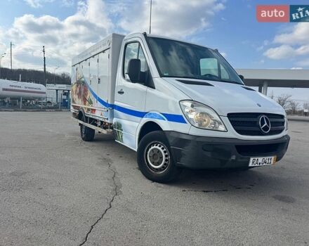 Белый Мерседес Sprinter, объемом двигателя 2.1 л и пробегом 217 тыс. км за 19800 $, фото 1 на Automoto.ua