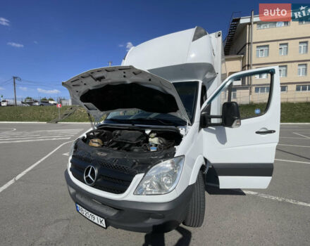 Белый Мерседес Sprinter, объемом двигателя 2.99 л и пробегом 380 тыс. км за 20000 $, фото 27 на Automoto.ua