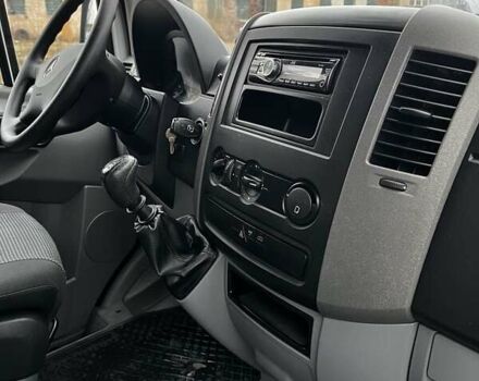 Белый Мерседес Sprinter, объемом двигателя 0 л и пробегом 305 тыс. км за 18900 $, фото 27 на Automoto.ua