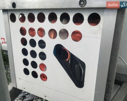 Белый Мерседес Sprinter, объемом двигателя 3 л и пробегом 550 тыс. км за 44000 $, фото 22 на Automoto.ua
