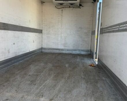 Белый Мерседес Sprinter, объемом двигателя 2.14 л и пробегом 940 тыс. км за 17500 $, фото 4 на Automoto.ua