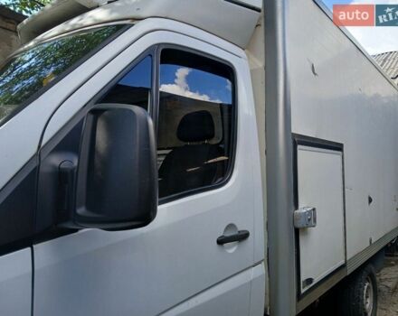Белый Мерседес Sprinter, объемом двигателя 2.14 л и пробегом 571 тыс. км за 11200 $, фото 71 на Automoto.ua