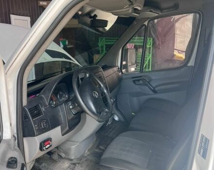 Белый Мерседес Sprinter, объемом двигателя 2.14 л и пробегом 310 тыс. км за 12500 $, фото 1 на Automoto.ua