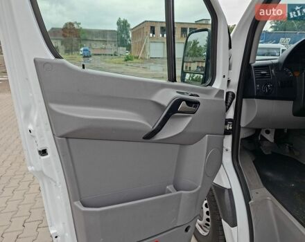 Білий Мерседес Sprinter, об'ємом двигуна 2.2 л та пробігом 300 тис. км за 17500 $, фото 31 на Automoto.ua