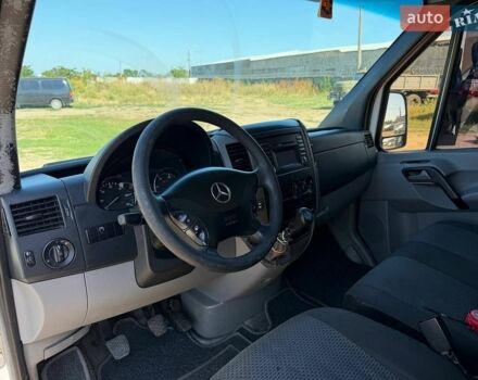 Білий Мерседес Sprinter, об'ємом двигуна 2.15 л та пробігом 343 тис. км за 11000 $, фото 14 на Automoto.ua