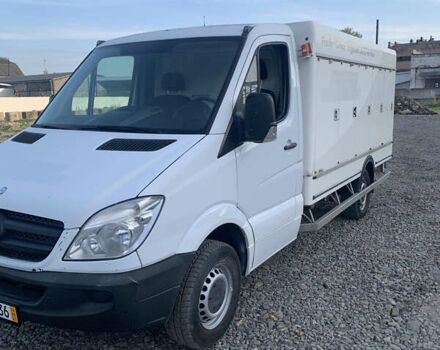Белый Мерседес Sprinter, объемом двигателя 2.2 л и пробегом 268 тыс. км за 17800 $, фото 6 на Automoto.ua