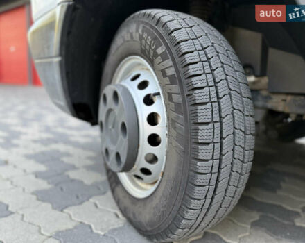 Белый Мерседес Sprinter, объемом двигателя 2.2 л и пробегом 227 тыс. км за 21000 $, фото 14 на Automoto.ua