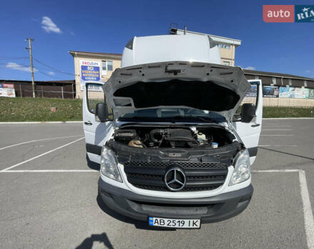 Белый Мерседес Sprinter, объемом двигателя 2.99 л и пробегом 380 тыс. км за 25000 $, фото 28 на Automoto.ua